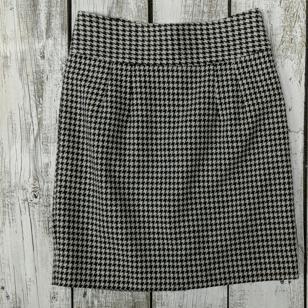 Banana Republican mini skirt